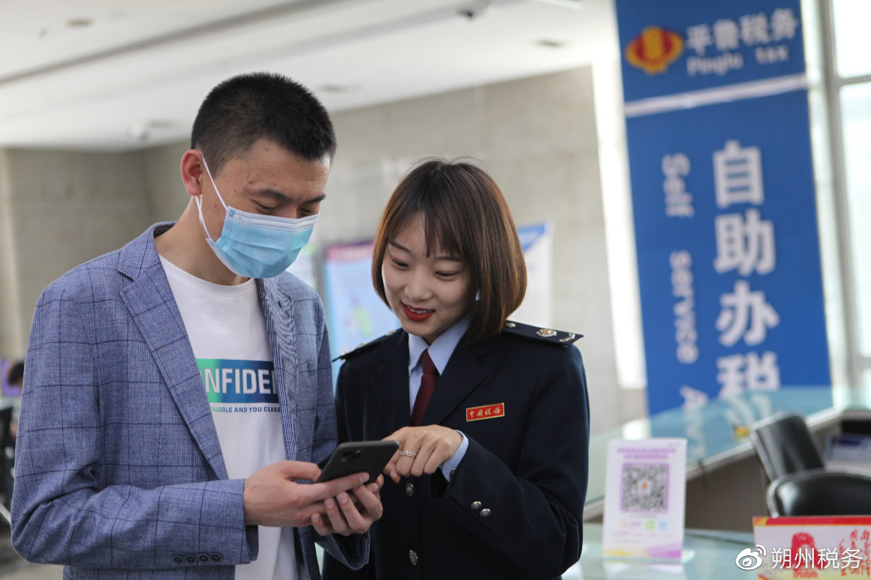 国家税务总局临高县税务局真枪实弹举行办税服务厅应急演练